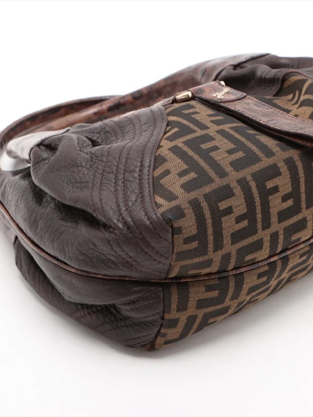 Fendi Hobo J32 - Picture 4 of 13